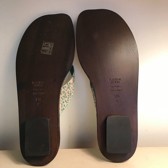 BOTTEGA VENETA SANDALS NWT - Picture 5 of 10